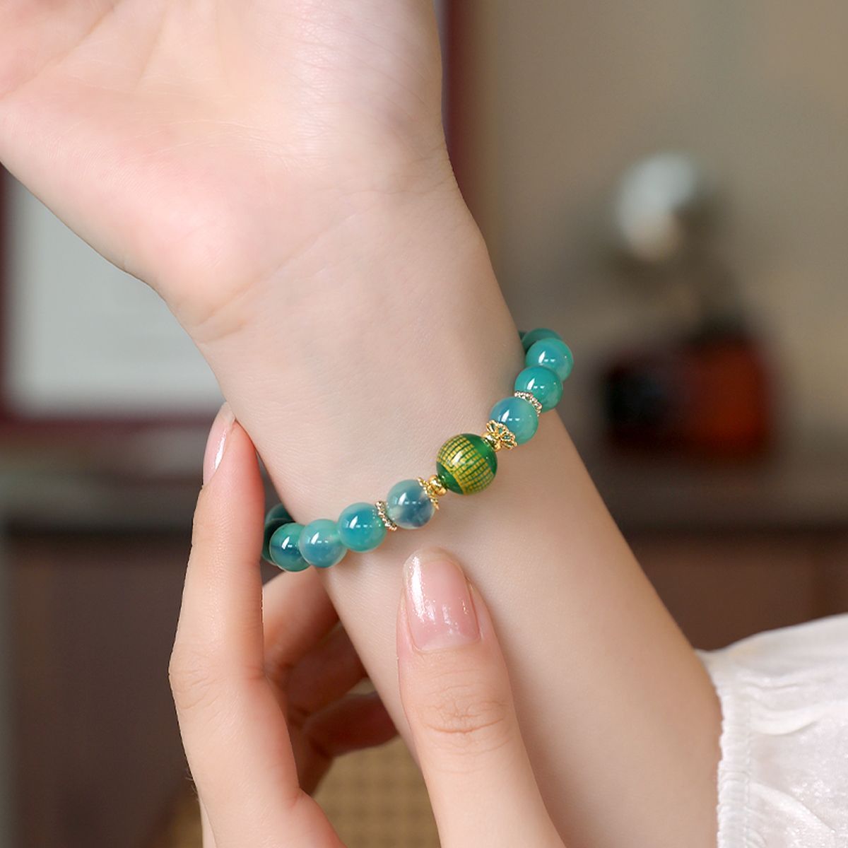 Lotus Seed Candy Agate Bracelet - Crystal Clear Gemstone Beads - Image 6