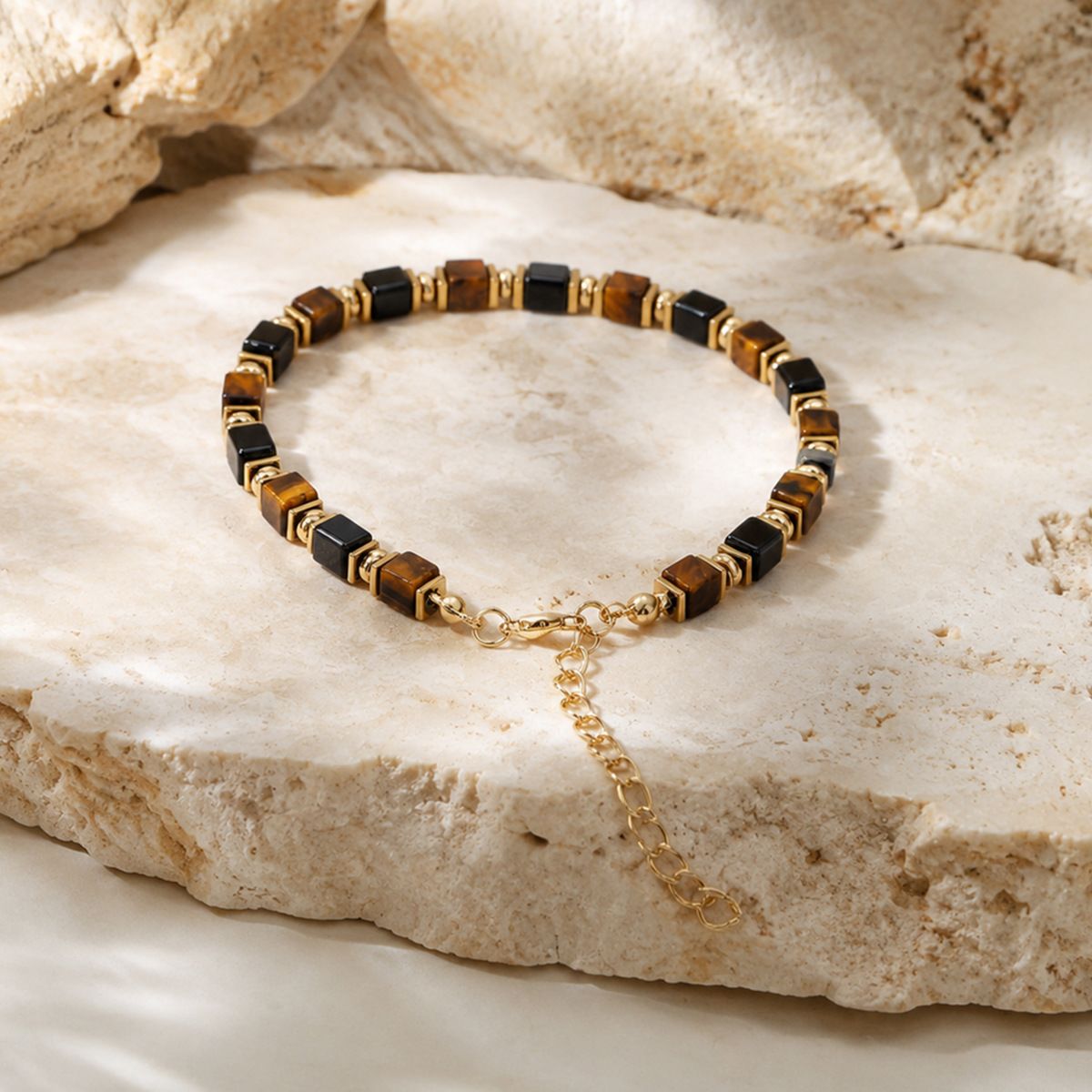 Tiger Eye Black Onyx Bracelet for wealth and protection